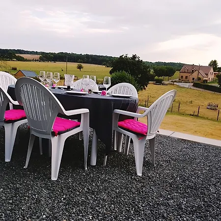 Gite En Pierre Au Chant Des Roches Vakantiehuis