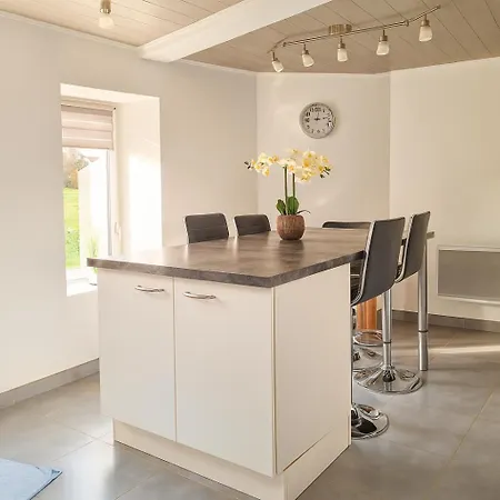 Gîte de charme en pierre avec poêle à pellets *